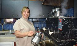 25 Yıllık Başkanı Devirerek Kahvecilerin İlk Kadın Başkanı Oldu