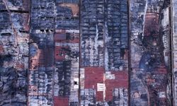 12 İtfaiyeci Dumandan Etkilendi: Yanan Fabrika Havadan Görüntülendi