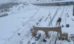 Batman’da 3 Köy Hariç Tüm Yollar Kapandı, Uçuşlar İptal