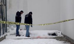 Öğretmen, Cam Silerken Üçüncü Kattan Düşerek Hayatını Kaybetti