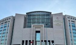 Motosiklet Süren Çocukları Seçip İş Yeri Kurşunlattılar İddiası