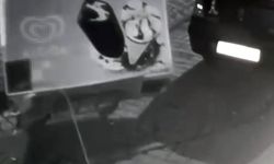 El Arabası ile Dondurma Dolabı Çalan Kişi Suçüstü Yakalandı