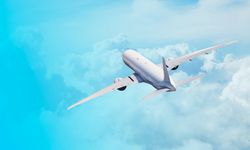 Endonezya’da 10 Kişiyi Taşıyan Uçak Kayboldu