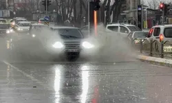 Edirne’de Şiddetli Yağış Hayatı Olumsuz Etkiledi