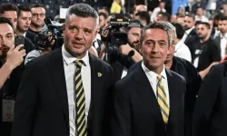 Ali Koç'tan Fenerbahçe Kulüp Tarihine Geçecek Hamle! Divan Kurulu'nda Kürsüden Resmen Duyuruldu