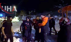 Kardan Kapanan Köyde Hastalanan Kadına Ekipler Ulaştı