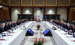 İletişim Başkanı Duran: Figüran Olmayı Değil, Sahada Olmayı Seçiyoruz