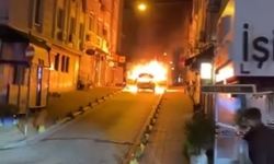 İstanbul Fatih’te Hafif Ticari Araç Alevlere Teslim Oldu