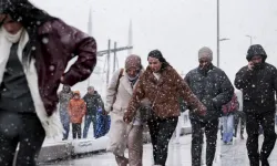 İstanbul'da Kar Yağışı Başladı