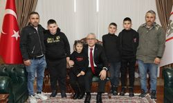 Kardan Kız Kulesi Yapan Çocuklar Bakanlık Davetiyle İstanbul'da