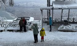 Ordu'da Kar Yağışı Çocukların Yüzünü Güldürdü