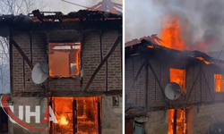 Bartın’da Yangın: Ahşap Ev Ve Samanlık Küle Döndü