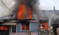 Tek Katlı Ev Yangında Küle Döndü