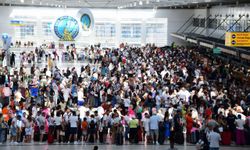 TÜİK: 2025 Yılında Turizm Geliri 65 Milyar Doları Aştı