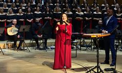 Türkan Şoray Ankara’da Sahneye Çıktı