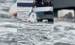 Karaköy’de Vapur Tekneye Çarptı Balıkçı Denize Düştü
