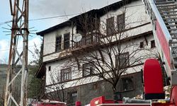 Bursa'da 2 Katlı Kerpiç Ev Alev Alev Yandı