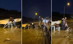 Aydın’da Suya Batan Minibüste Bulunan 20 Yolcu Kurtuldu