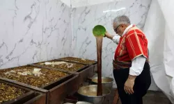 Fırat Nehri Kıyısında Şerbet Mesaisi