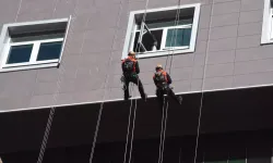 İzmir Adliyesinde Bomba Tatbikatı Gerçekleştirildi