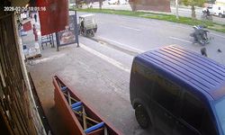 Adana’da Motosiklet Kazasında Yaya Yaralandı