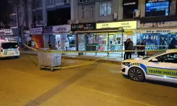 Adana’da Otobüs Beklerken Husumetlisinin Saldırısında Ağır Yaralandı