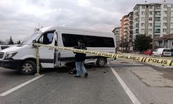 Afyonkarahisar’da Minibüsle Çarpışan Motosikletin Sürücüsü Hayatını Kaybetti