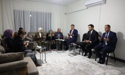 Aile ve Sosyal Hizmetler Bakanı Mahinur Özdemir Göktaş Yeni Evine Kavuşan Aileyle İftar Yaptı