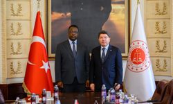 Bakan Tunç, Somali Adalet Bakanı Sheikhali İle Bir Araya Geldi