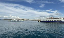 Bozcaada Ve Gökçeada’da Feribot Seferleri Fırtına Nedeniyle İptal Edildi