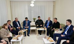 Murat Kurum, Depremzede Ailenin Yeni Evine Konuk Oldu