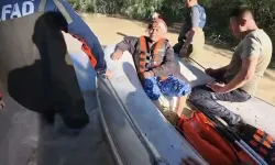 AFAD, Su Basan Barakada Mahsur Kalan Kadını Kurtardı