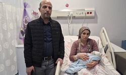 Depremde Kızlarını Kaybeden Çift 3 Yıl Sonra Bebek Sahibi Oldu