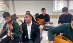 Bitlis’te diyaliz hastaları için mini konser düzenlendi