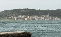 Çanakkale Boğazı Fırtına Nedeniyle Ulaşıma Kapatıldı