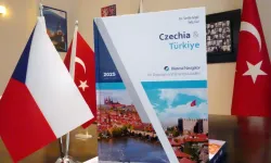 Antalya Çekya’daki Türkiye Kitabının Kapağında Yer Aldı