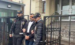 Emekli Polis, Eşini ve İlişkisi Olduğunu İddia Ettiği Kişiyi Öldürdü