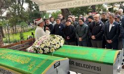 Evlerinde Öldürülmüş Halde Bulunan Çift Toprağa Verildi