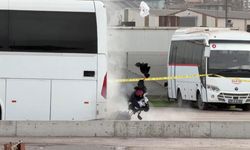 Fünye kullanılarak açılan valizden kıyafetler çıktı