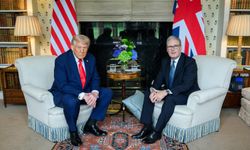 Starmer, ABD Başkanı Trump İle Telefonda Görüşme Yaptı