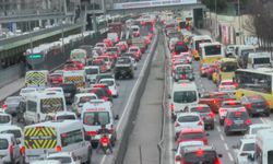 Megakentte Trafikte Yoğunluk Artıyor