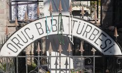 Ramazan’ın İlk Gününde Türbede Yoğunluk