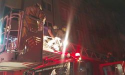 Silivri’de trafo yangını nedeniyle 2 kişi dumandan etkilendi