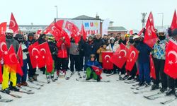 Kar Festivali’nde Kızak, Kayak ve Şambrellerle Kaydılar