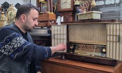 Hediye Radyo Hayatını Değiştirdi: Mesleğini Bırakıp Antikacı Oldu