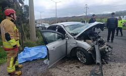 Manisa’da Refüjü Aşan Otomobil Zincirleme Kaza Yaptı: 2 Ölü, 4 Yaralı