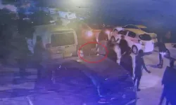 Halı Saha Önünde Yığılan Yaralıya Doktorlar Müdahale Etti