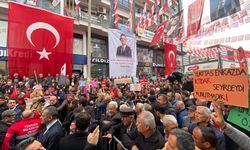 Özgür Özel: Depremler Üzerinden Siyaset Yapılamaz