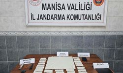 Peçeteye Emdirilmiş Yasaklı Maddeyle  Yakalandı