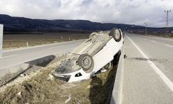 Otomobilin Takla Attığı Kazada 5 Yaralı